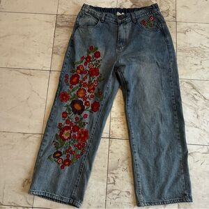 Medium Floral Embroidered OH Jeans